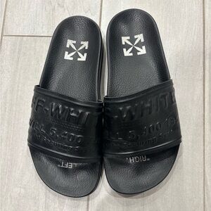 Off white Hf Pool Sliders